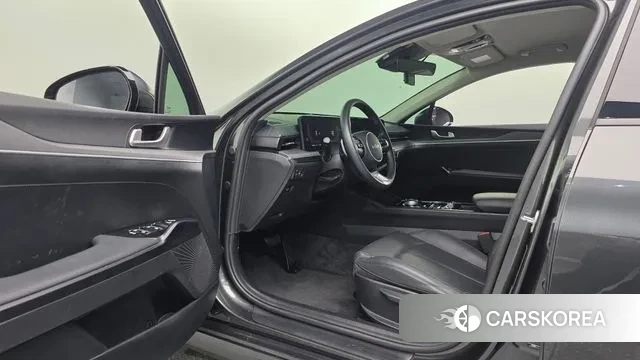 Kia The New K5 3rd generation 2024 Серый из Кореи, фото 2