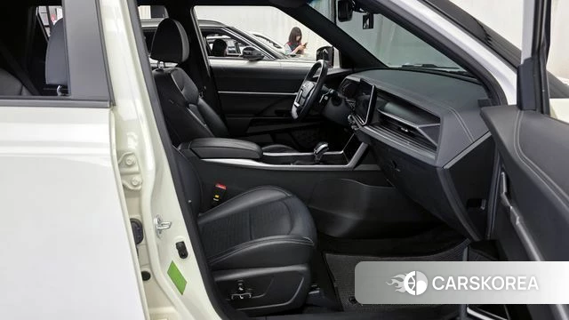 Ssangyong Torres 2023 Белый из Кореи, фото 2