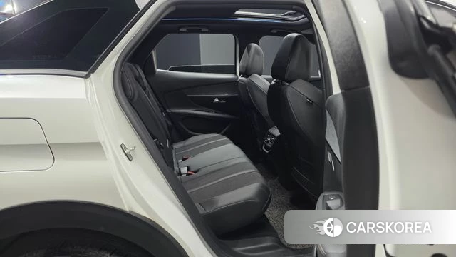 Peugeot 3008 second generation 2021 Белый из Кореи, фото 2