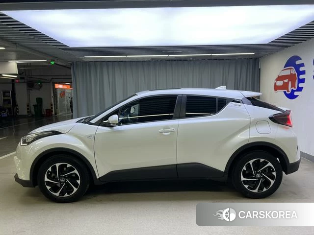 Toyota IZOA 2021 Белый из Китая, фото 2