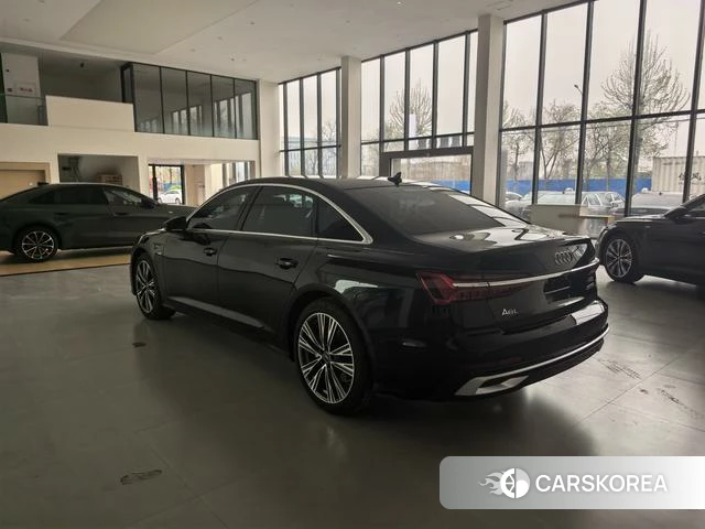 Audi A6L 2026 Черный из Китая, фото 2