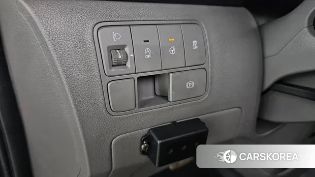 Hyundai Staria 2022 Белый из Кореи, фото 2