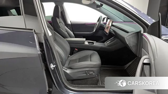 Tesla Model Y 2025 Серый из Кореи, фото 2