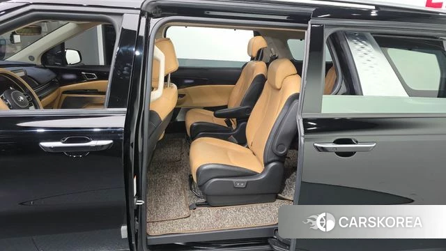 Kia Carnival 4th generation 2020 Черный из Кореи, фото 2