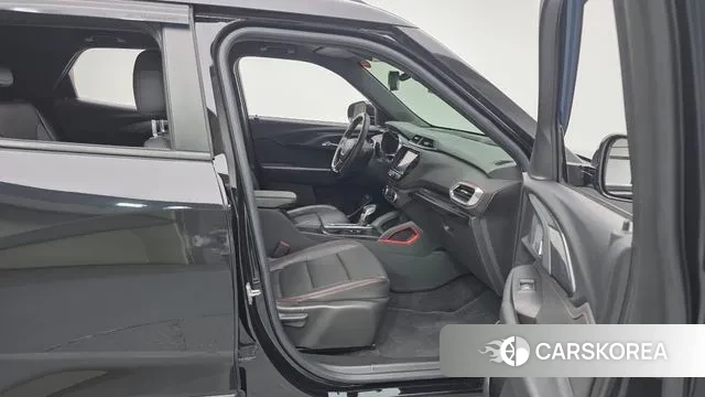 Chevrolet (GM Daewoo) Trailblazer 2021 Черный из Кореи, фото 2