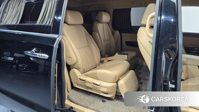 Kia The New Carnival 2018 Черный из Кореи, фото 2