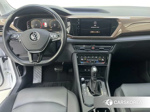 Volkswagen Tuyue 2022 Белый из Китая, фото 2