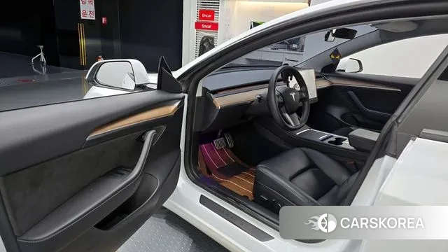 Tesla Model 3 2021 Белый из Кореи, фото 2