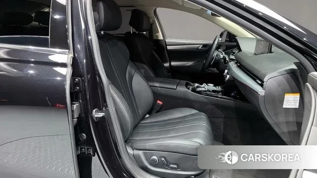 Genesis Electrified G80 (RG3) 2023 Черный из Кореи, фото 2