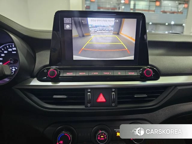 Kia The New K3 2nd generation 2023 Белый из Кореи, фото 2