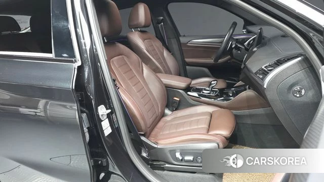 BMW X4 (G02) 2022 Черный из Кореи, фото 2