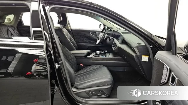 Kia K8 Hybrid 2023 Черный из Кореи, фото 2