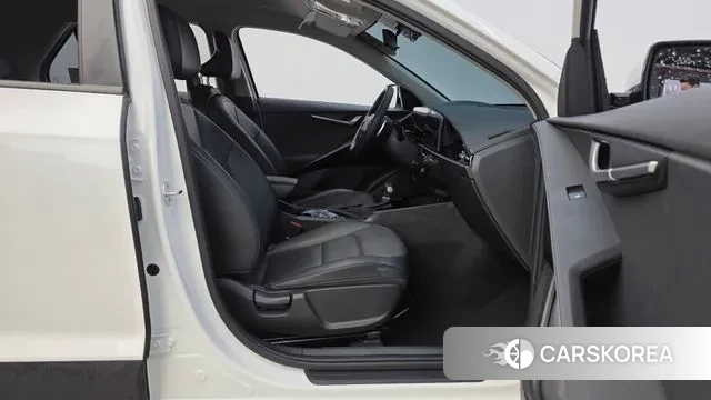 Kia Di Ol Nu Niro 2022 Белый из Кореи, фото 2