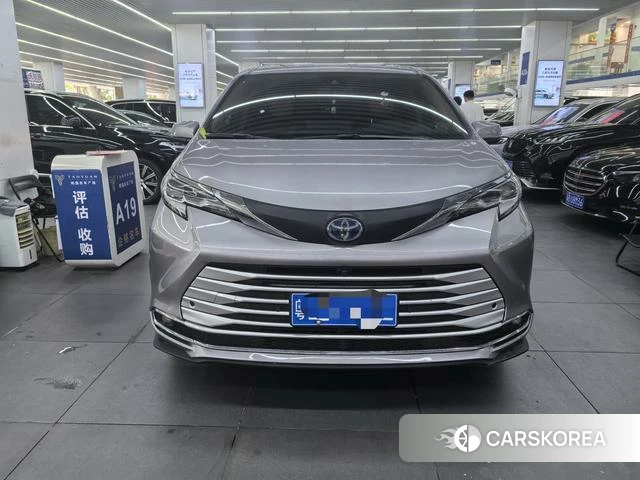 Toyota Saina 2023 Другой из Китая, фото 2