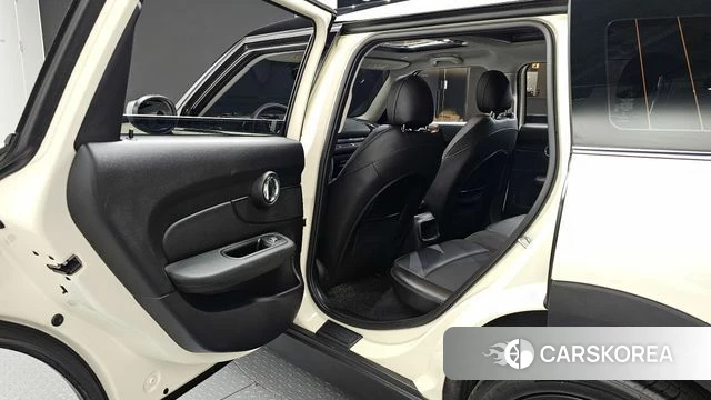 Mini Cooper Clubman 2020 Жемчужный цвет из Кореи, фото 2