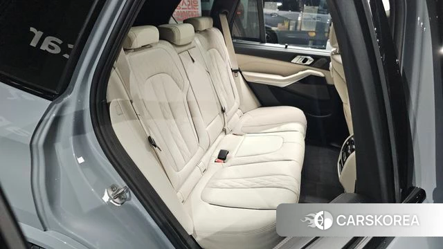 BMW X5 (G05) 2025 Серебристо-серый из Кореи, фото 2