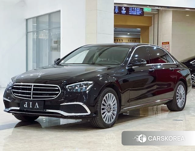 Mercedes-Benz E-class 2022 Черный из Китая, фото 2