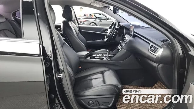 Genesis G70 2018 Черный из Кореи, фото 2