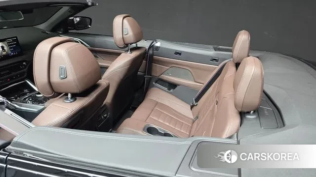 BMW 4 Series (G22) 2024 Черный из Кореи, фото 2