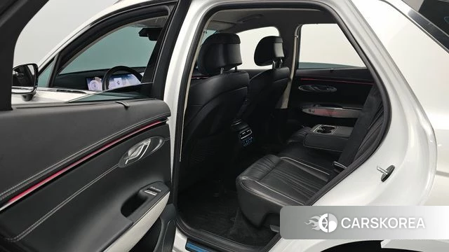 Genesis GV70 2024 Белый из Кореи, фото 2