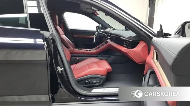 Porsche Taycan 2024 Черный из Кореи, фото 2