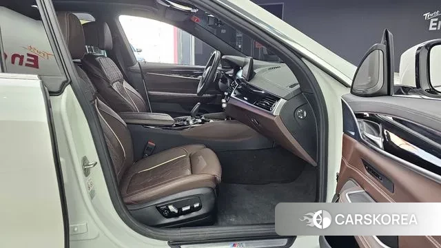 BMW 6 Series GT (G32) 2023 Белый из Кореи, фото 2