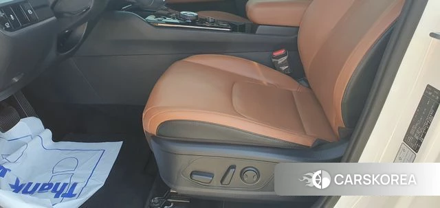 Kia Sportage 5th Generation 2022 Белый из Кореи, фото 2