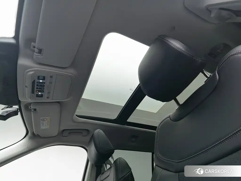 Ford Explorer 2025 Черный из Китая, фото 2