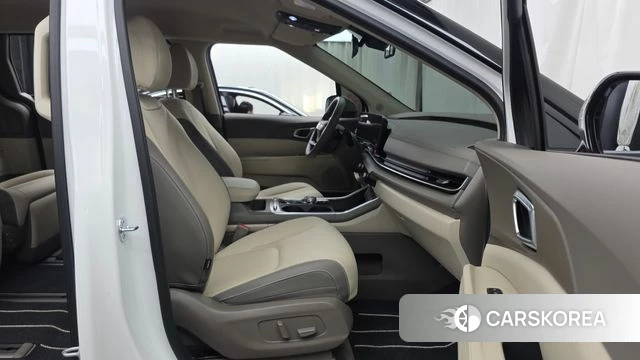 Kia The New Carnival 4th Generation 2026 Белый из Кореи, фото 2