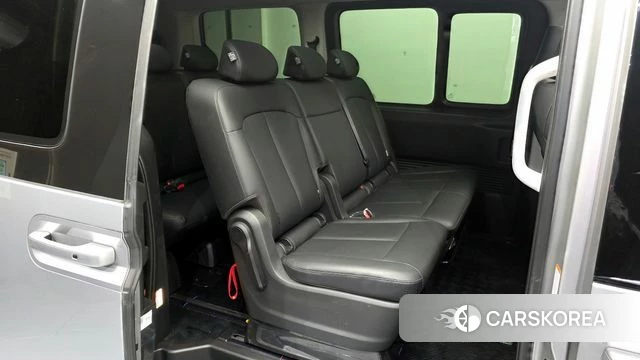 Hyundai Staria 2024 Серебряный из Кореи, фото 2