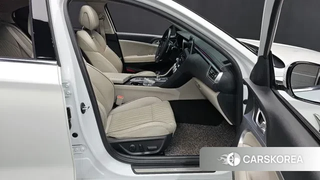 Genesis G70 2019 Белый из Кореи, фото 2