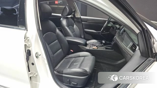 Kia Come New K7 2018 Белый из Кореи, фото 2