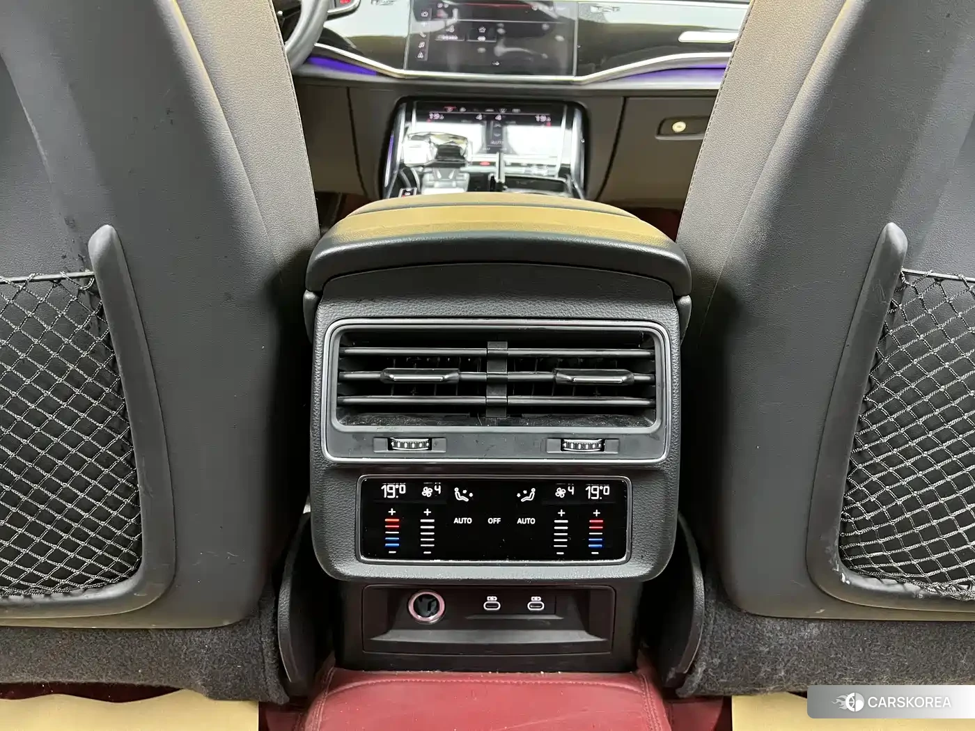 Audi Q8 2024 Черный из Китая, фото 2