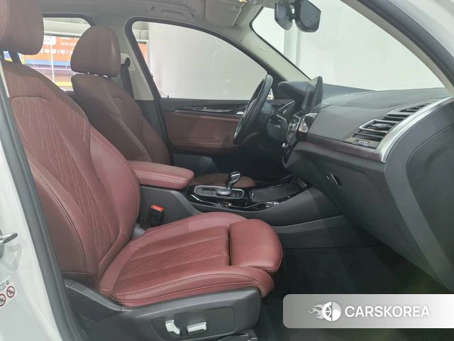 BMW X3 2023 Белый из Китая, фото 2
