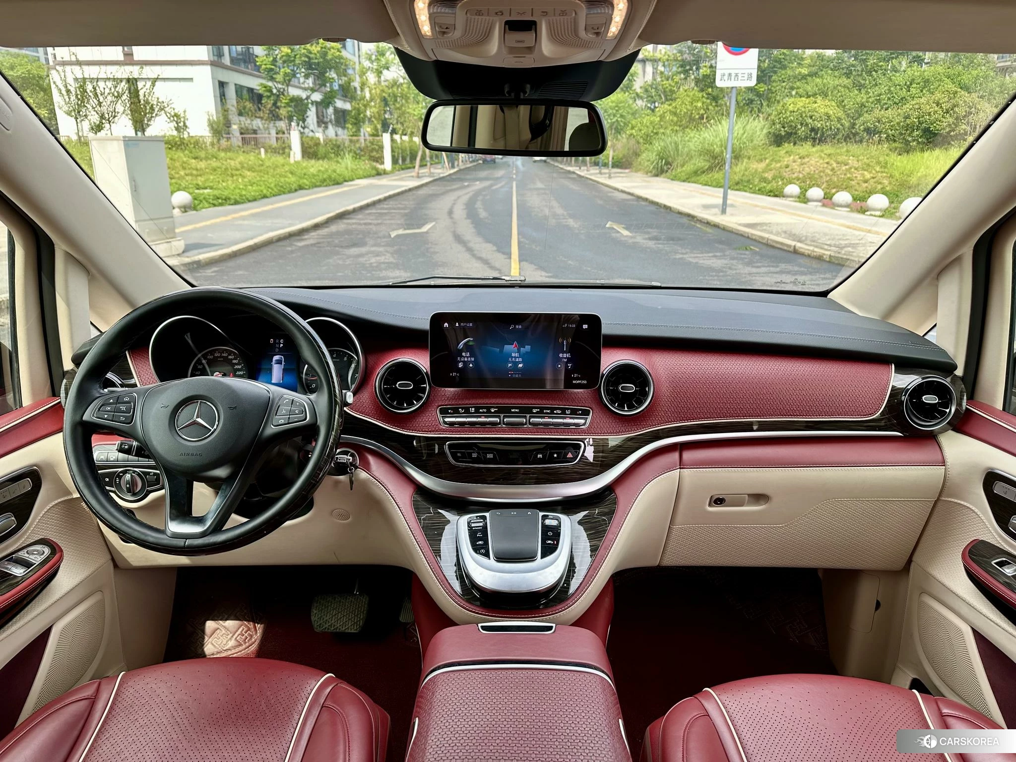 Mercedes-Benz V-class 2022 Черный из Китая, фото 2