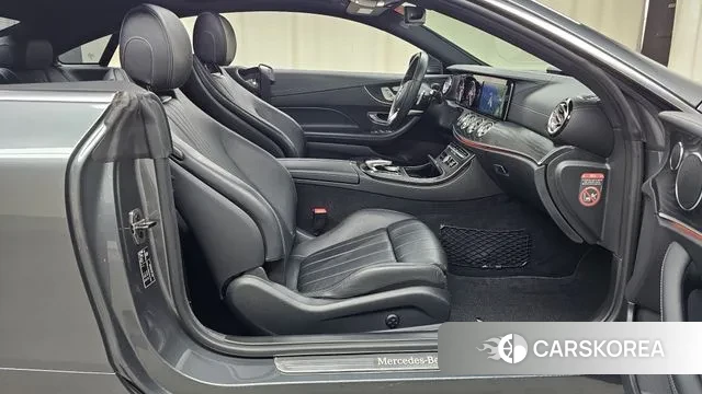 Mercedes-Benz E-Class W213 2018 Серый из Кореи, фото 2