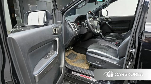 Ford Ranger 3rd Generation 2021 Черный из Кореи, фото 2