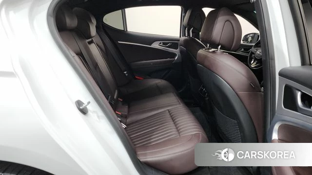 Genesis The New G70 2022 Белый из Кореи, фото 2