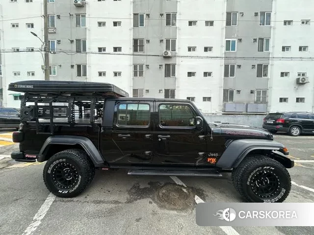 Jeep Gladiator (JT) 2022 Черный из Кореи, фото 2