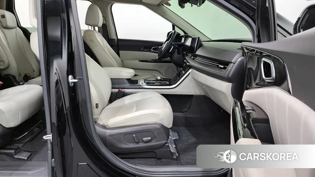 Kia Carnival 4th generation 2021 Черный из Кореи, фото 2