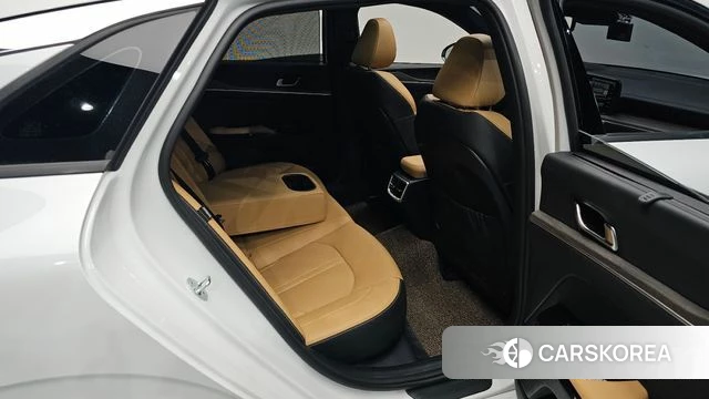 Kia K5 3rd generation 2023 Белый из Кореи, фото 2