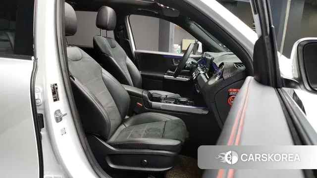 Mercedes-Benz GLB-Class X247 2023 Белый из Кореи, фото 2