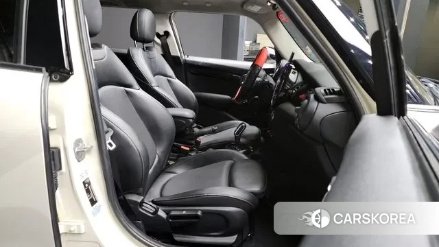Mini Cooper D 2018 Жемчужный цвет из Кореи, фото 2