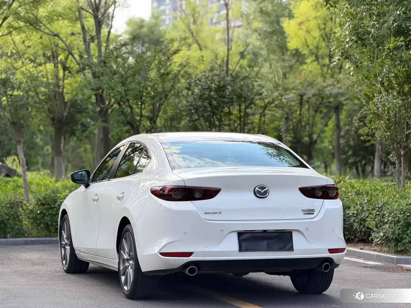 Mazda 3 2024 Белый из Китая, фото 2
