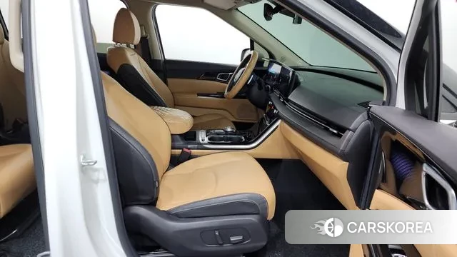 Kia Carnival 4th generation 2023 Белый из Кореи, фото 2