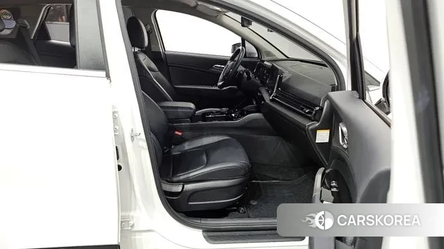 Kia Sportage 5th Generation Hybrid 2022 Белый из Кореи, фото 2