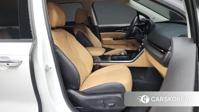 Kia Carnival 4th generation 2023 Белый из Кореи, фото 2