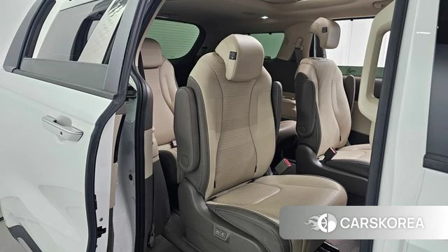 Kia Carnival 4th generation 2022 Белый из Кореи, фото 2