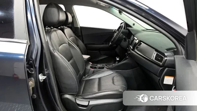 Kia Niro 2018 Синий из Кореи, фото 2