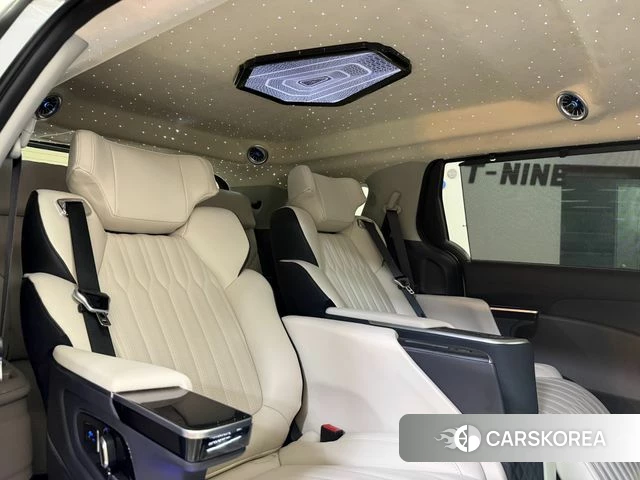 Kia The New Carnival 4th Generation 2025 Белый из Кореи, фото 2